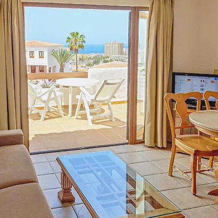 Apartment 2 Bedroom Stunning In Los Cristianos Los Cristianos (Tenerife)