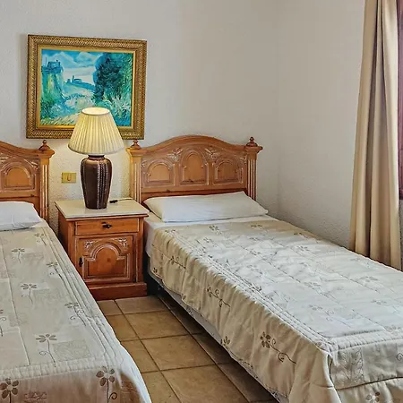 Apartment 2 Bedroom Stunning In Los Cristianos