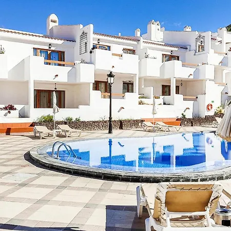Apartment 2 Bedroom Stunning In Los Cristianos